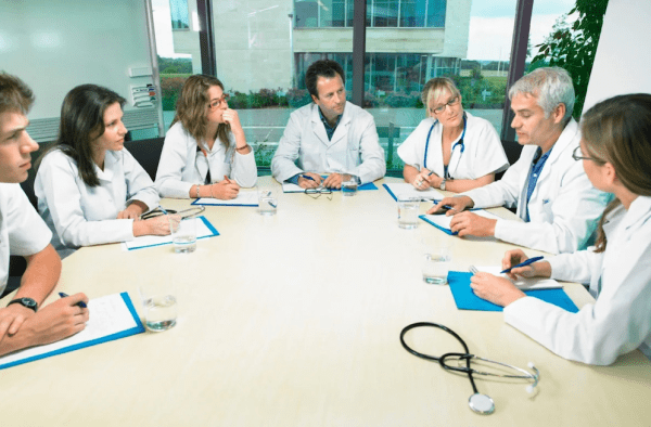 Как работает медицинский пиар: 7 проверенных инструментов
         
            Как работает медицинский пиар: 7 проверенных инструментов